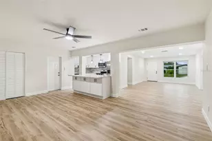6781 33rd Ave N, Saint Petersburg, FL 33710 - Photo 23