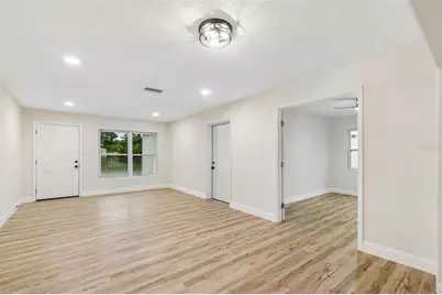 6781 33rd Avenue N, Saint Petersburg, FL 33710 - Photo 9