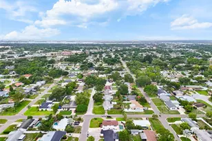 6781 33rd Ave N, Saint Petersburg, FL 33710 - Photo 61
