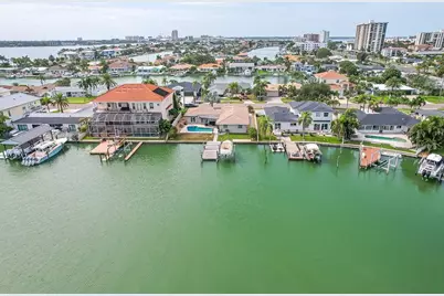 340 Palm Island NE, Clearwater Beach, FL 33767 - Photo 7