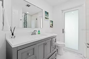 340 Palm Island NE, Clearwater Beach, FL 33767 - Photo 31