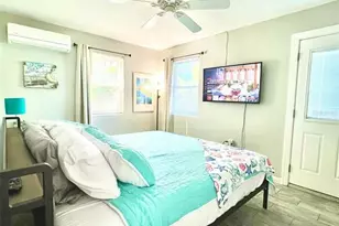 6802 Gulf Winds Dr, Saint Pete Beach, FL 33706 - Photo 5