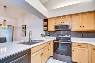 2749 Countryside Blvd, Clearwater, FL 33761 - Photo 7