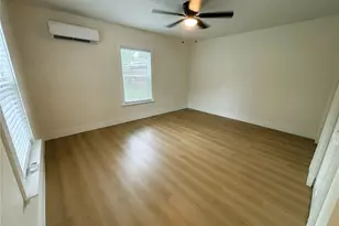 220 W North St, Tampa, FL 33604 - Photo 7
