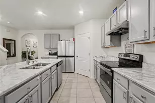210 Meadowbrook Blvd, Winter Haven, FL 33881 - Photo 7