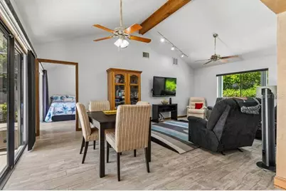 2781 Valencia Lane W, Palm Harbor, FL 34684 - Photo 25