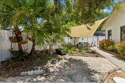2781 Valencia Lane W, Palm Harbor, FL 34684 - Photo 53