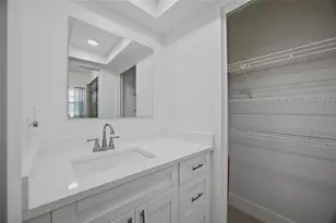 13510 Capitol Dr, Tampa, FL 33613 - Photo 23