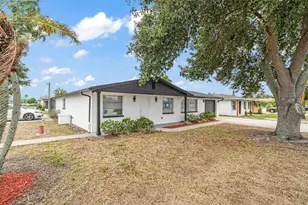 3325 Darlington Rd, Holiday, FL 34691 - Photo 7
