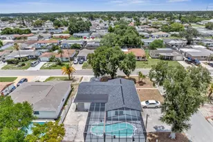 3325 Darlington Rd, Holiday, FL 34691 - Photo 5