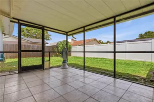 9704 Shalimar Ct, Tampa, FL 33615 - Photo 35