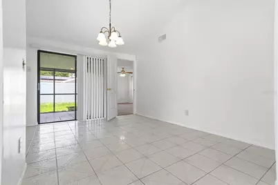 9704 Shalimar Court, Tampa, FL 33615 - Photo 13