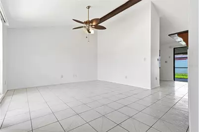9704 Shalimar Court, Tampa, FL 33615 - Photo 9
