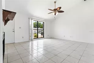 9704 Shalimar Ct, Tampa, FL 33615 - Photo 11
