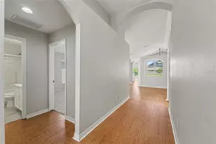 22901 Hawk Hill Loop, Land O Lakes, FL 34639 - Photo 17