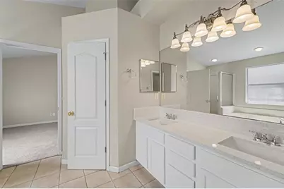22901 Hawk Hill Loop, Land O Lakes, FL 34639 - Photo 21