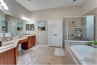 7136 Derwent Glen Circle, Land O Lakes, FL 34637 - Photo 19