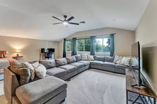 7136 Derwent Glen Cir, Land O Lakes, FL 34637 - Photo 33