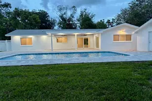 1646 Robin Hood Ln, Clearwater, FL 33764 - Photo 37