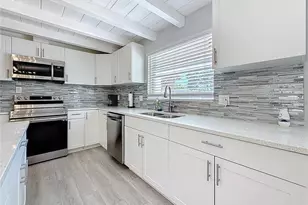 1408 Rogers St, Clearwater, FL 33756 - Photo 9