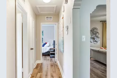 221 N Clearview Avenue, Tampa, FL 33609 - Photo 29