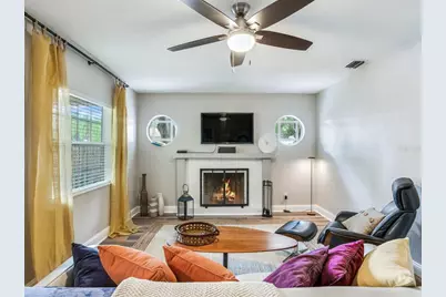 221 N Clearview Avenue, Tampa, FL 33609 - Photo 13