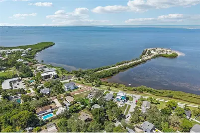96 Shore Drive, Tarpon Springs, FL 34689 - Photo 81