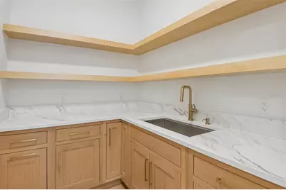 96 Shore Drive, Tarpon Springs, FL 34689 - Photo 25