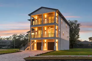 96 Shore Dr, Tarpon Springs, FL 34689 - Photo 1