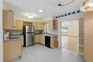 6130 17th St, Zephyrhills, FL 33542 - Photo 11