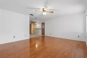 6130 17th St, Zephyrhills, FL 33542 - Photo 9