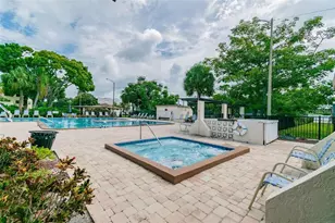 5660 80th St N, Saint Petersburg, FL 33709 - Photo 7