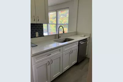 5660 80th Street N #D205, Saint Petersburg, FL 33709 - Photo 9
