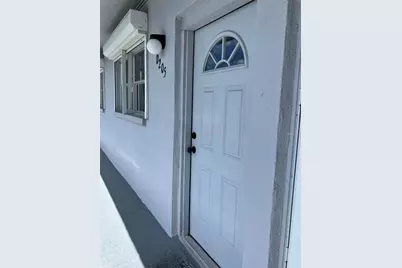 5660 80th Street N #D205, Saint Petersburg, FL 33709 - Photo 3