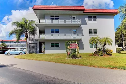 5660 80th Street N #D205, Saint Petersburg, FL 33709 - Photo 1
