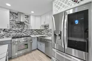 1340 Williams Dr, Clearwater, FL 33764 - Photo 11