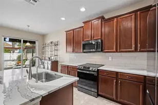 7703 S Sparkman St, Tampa, FL 33616 - Photo 11
