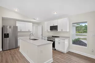 23477 Branch Ave, Port Charlotte, FL 33980 - Photo 7