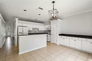2510 Butterfly Landing Dr, Land O Lakes, FL 34638 - Photo 11