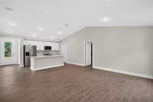 19112 Ruskin Ave, Port Charlotte, FL 33954 - Photo 5
