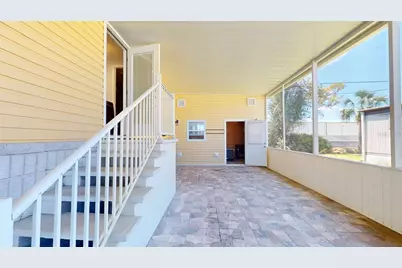 10728 Poplar Street NE, Saint Petersburg, FL 33716 - Photo 5