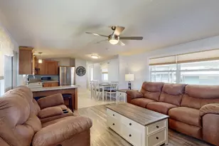 10728 Poplar St NE, Saint Petersburg, FL 33716 - Photo 17