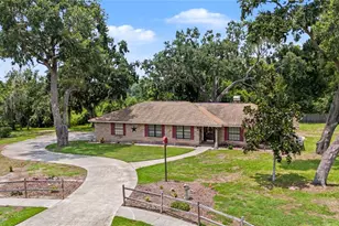 3901 Buttonwood Ct, Brandon, FL 33511 - Photo 7