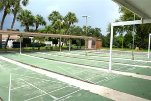 1418 Arrowhead Cir W, Clearwater, FL 33759 - Photo 33