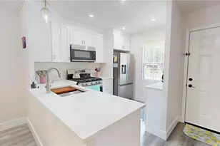1418 Arrowhead Cir W, Clearwater, FL 33759 - Photo 3