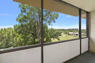 2614 Cove Cay Dr, Clearwater, FL 33760 - Photo 19