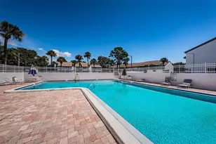 2117 Lakewood Club Dr S, Saint Petersburg, FL 33712 - Photo 35