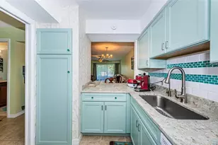 2117 Lakewood Club Dr S, Saint Petersburg, FL 33712 - Photo 17