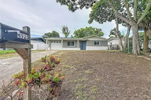 4925 Beacon Hill Dr, New Port Richey, FL 34652 - Photo 9