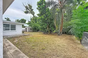 4925 Beacon Hill Dr, New Port Richey, FL 34652 - Photo 13